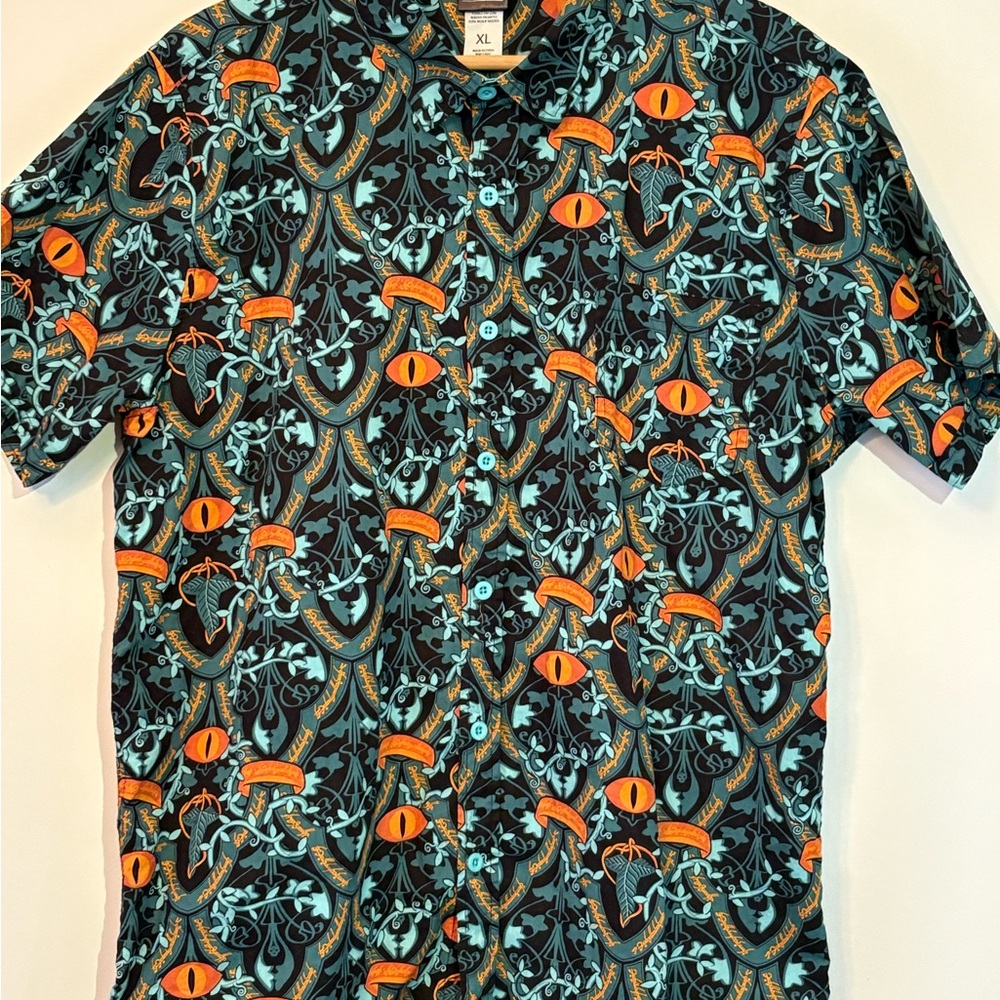 Lord of the Rings Shirt Eye of Sauron Men's XL Green Short Sleeve Button Up